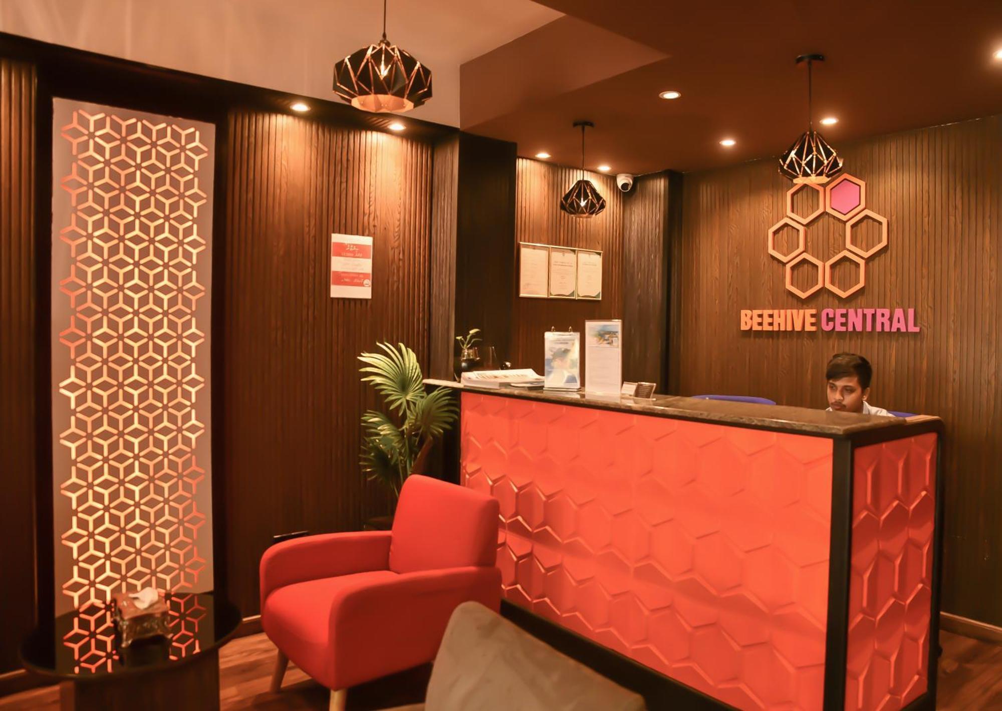Beehive Hotel Male