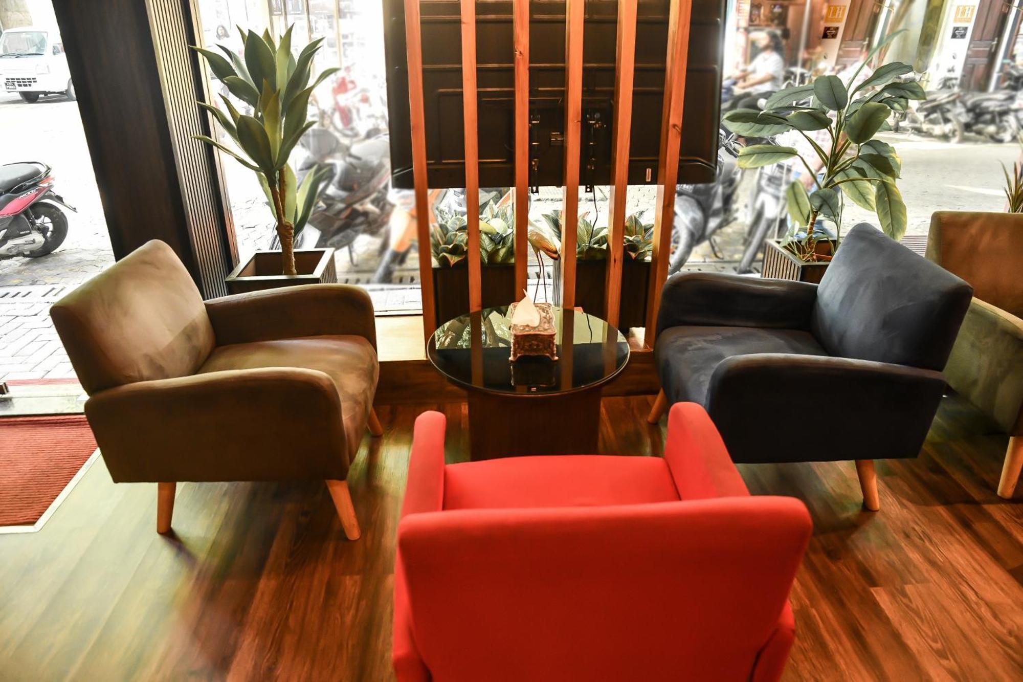 Otel Beehive