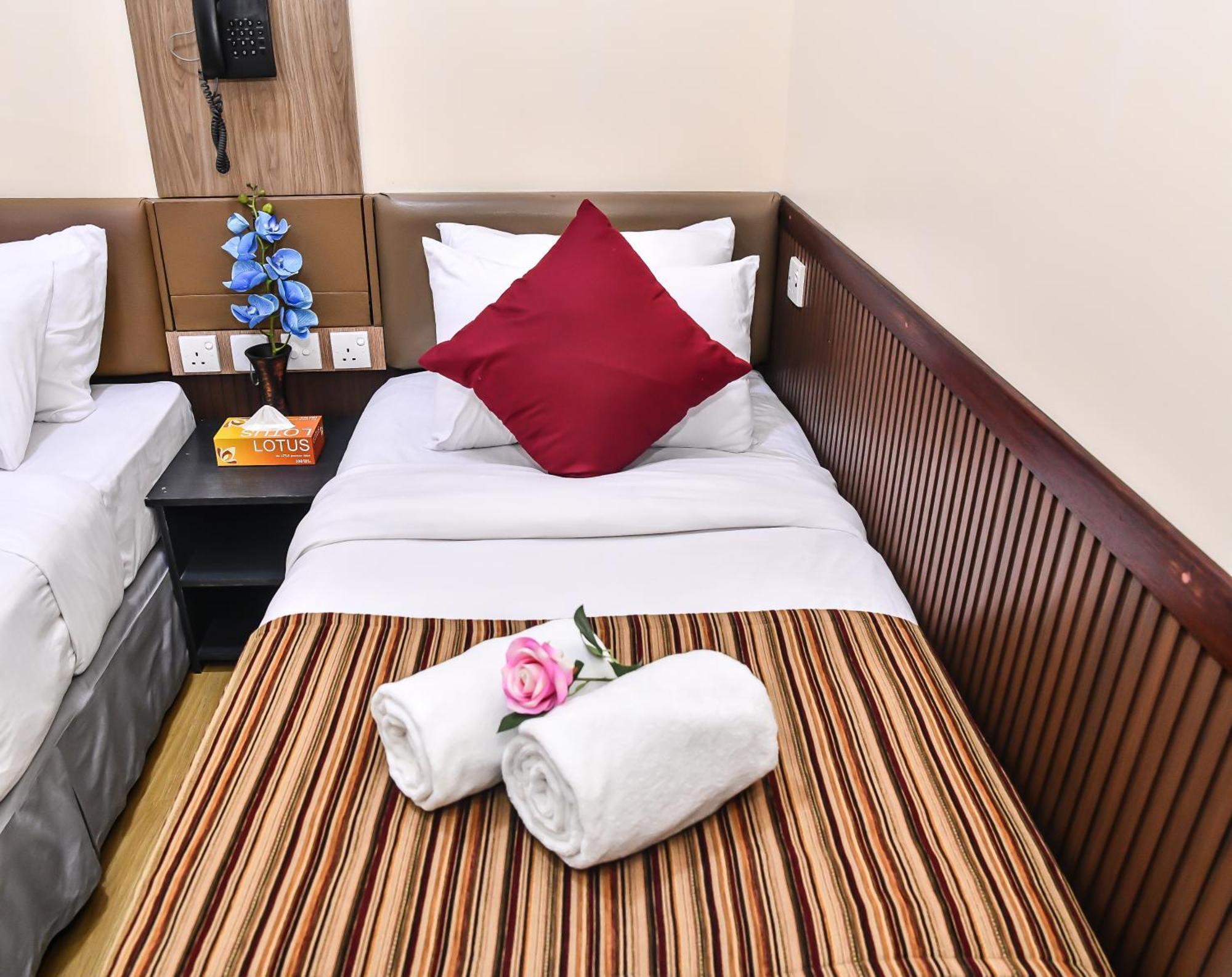 Beehive 3* Malé